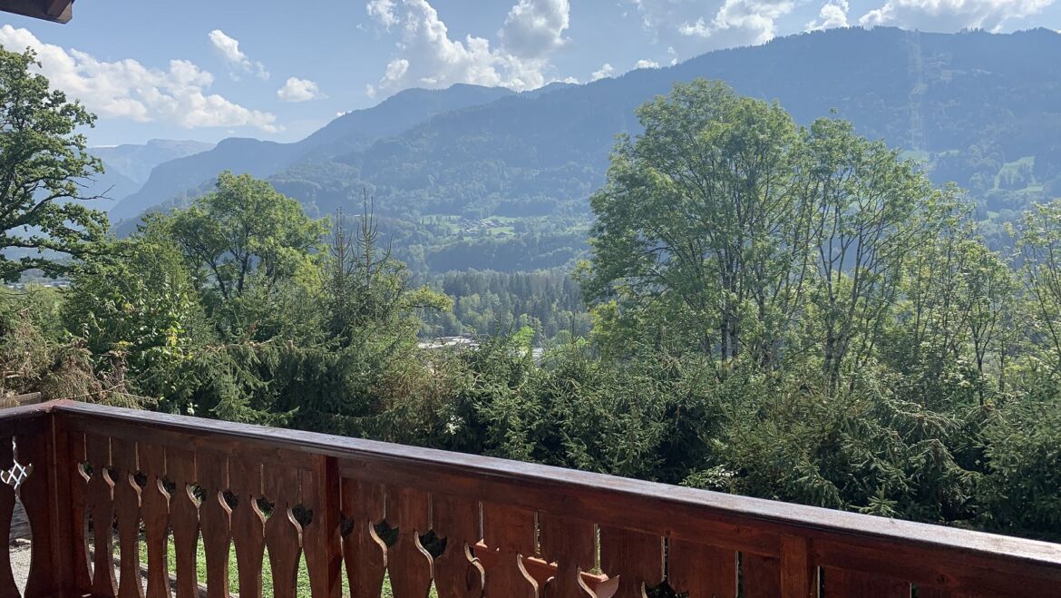 Chalet Coteau Sud – Sold