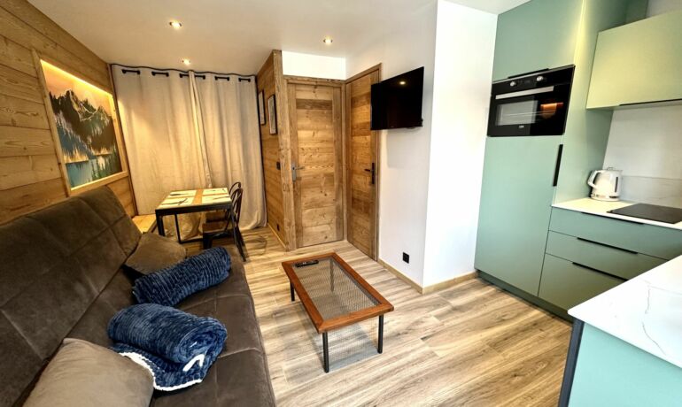 EXCLUSIVE : Apartment Mélèze – under compromise of sale